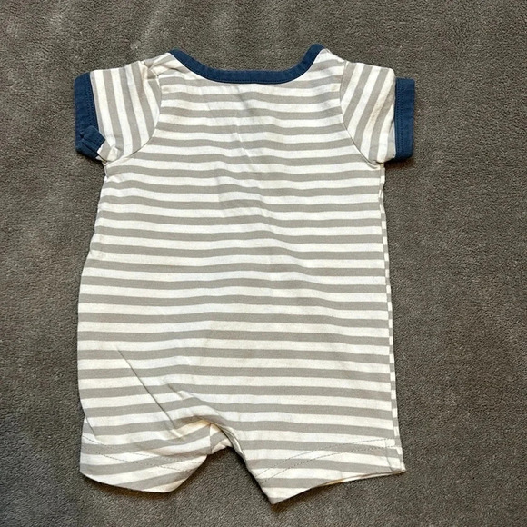 Carter's Baby One-Piece with Shark | Baby Shark | Carter's Newborn Clothes | - Picture 8 of 8